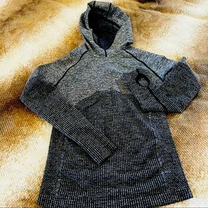 Women’s Fabletics hoodie